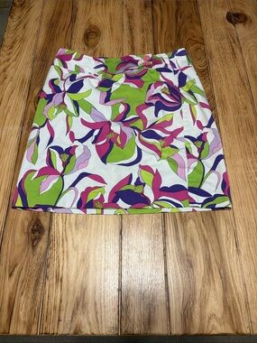 Floral Print Mini Skirt in White, Green & Pink